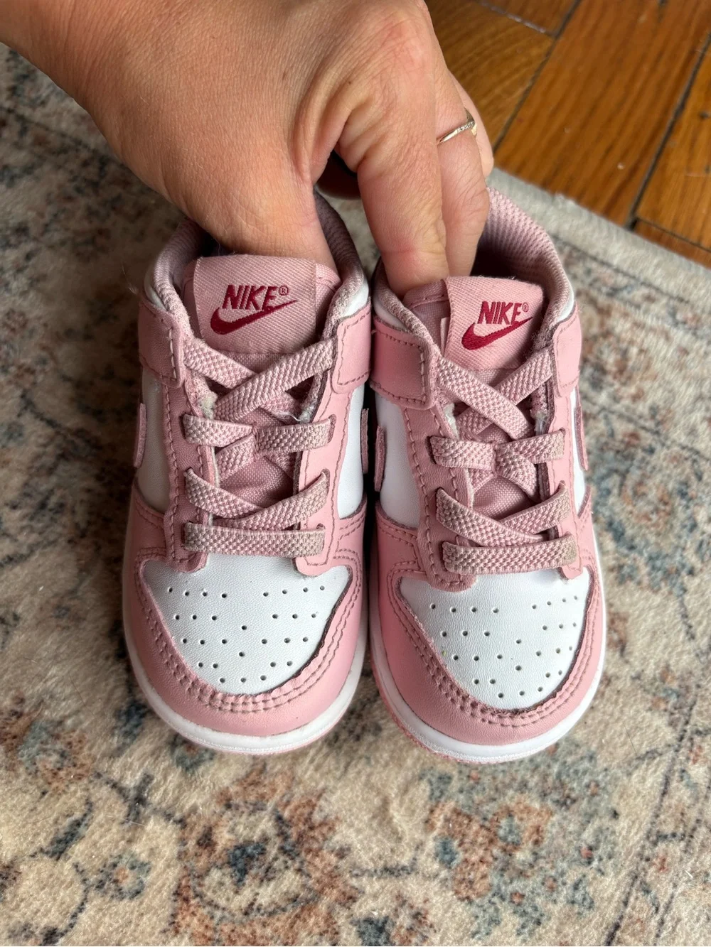6C Toddler Girls Rose Pink & White Nike Slip On Dunks